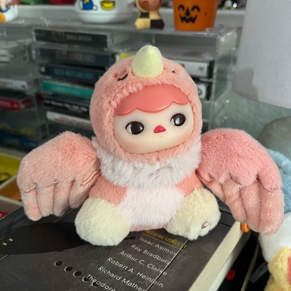 Pop Mart Pucky Forest Baby - Birdie Baby Plush Pendant - Picture 2 of 3